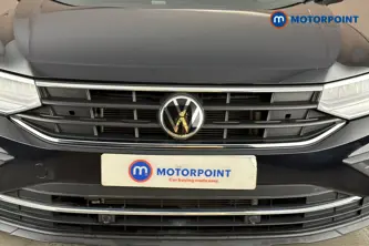 Volkswagen Tiguan Life Automatic Petrol SUV - Stock Number (1677345) - 43rd supplementary image