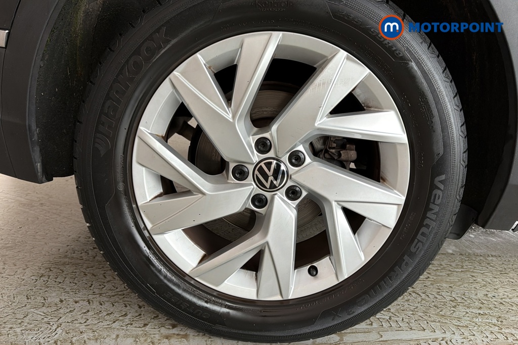 Volkswagen Tiguan Life Automatic Petrol SUV - Stock Number (1677345) - 46th supplementary image