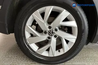 Volkswagen Tiguan Life Automatic Petrol SUV - Stock Number (1677345) - 46th supplementary image