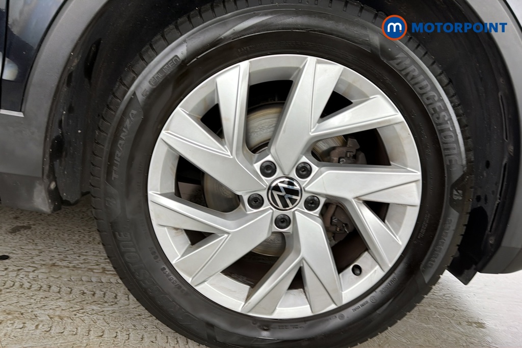 Volkswagen Tiguan Life Automatic Petrol SUV - Stock Number (1677345) - 47th supplementary image