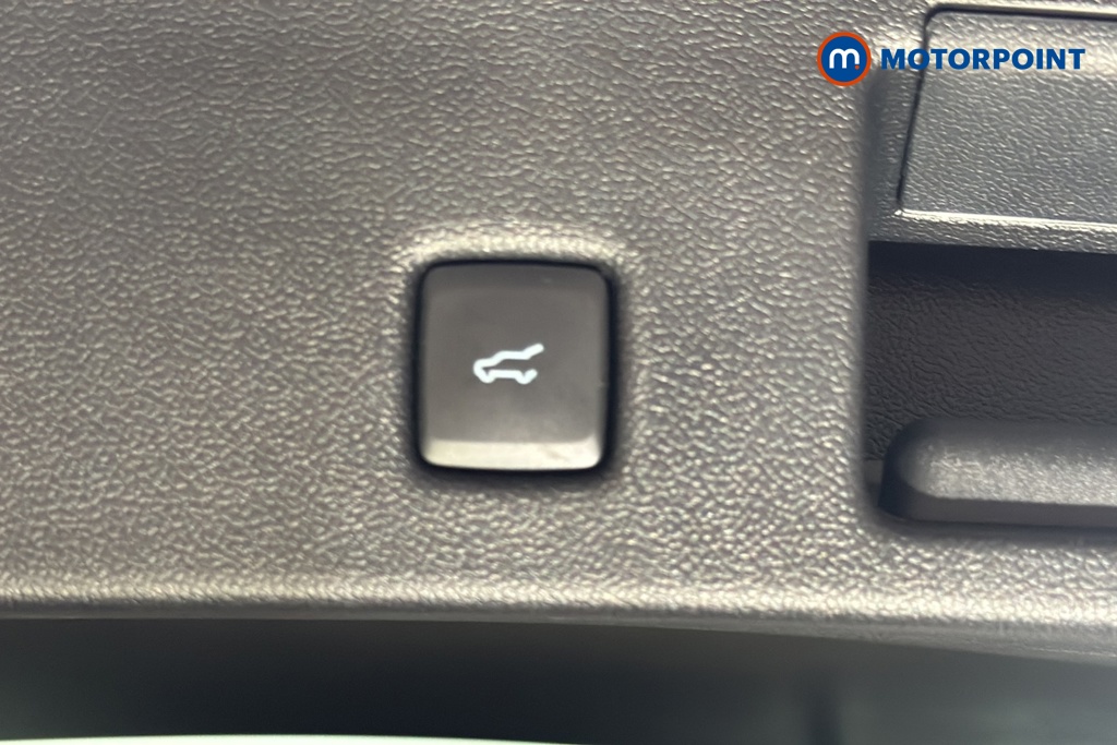 Ford Kuga St-Line Edition Automatic Petrol-Electric Hybrid SUV - Stock Number (1678602) - 35th supplementary image