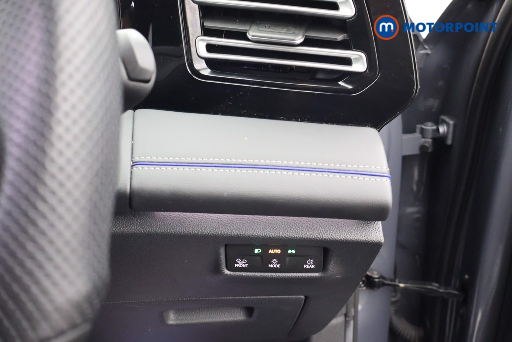 Volkswagen Tiguan R-Line Automatic Petrol SUV - Stock Number (1679016) - 7th supplementary image