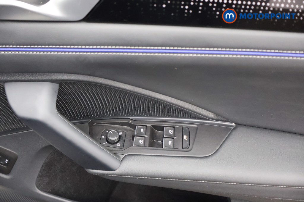 Volkswagen Tiguan R-Line Automatic Petrol SUV - Stock Number (1679016) - 14th supplementary image