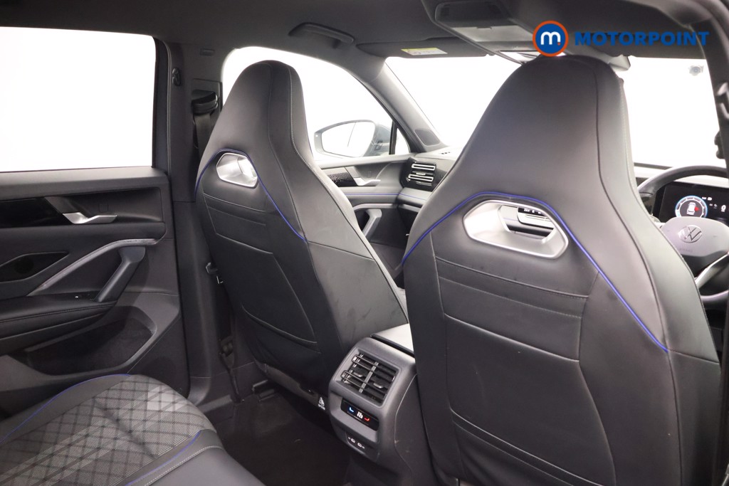 Volkswagen Tiguan R-Line Automatic Petrol SUV - Stock Number (1679016) - 23rd supplementary image