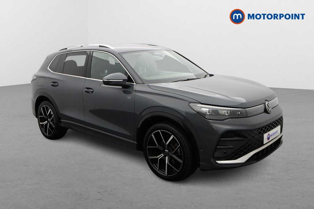 Volkswagen Tiguan R-Line Automatic Petrol SUV - Stock Number (1679016) - Drivers side front corner