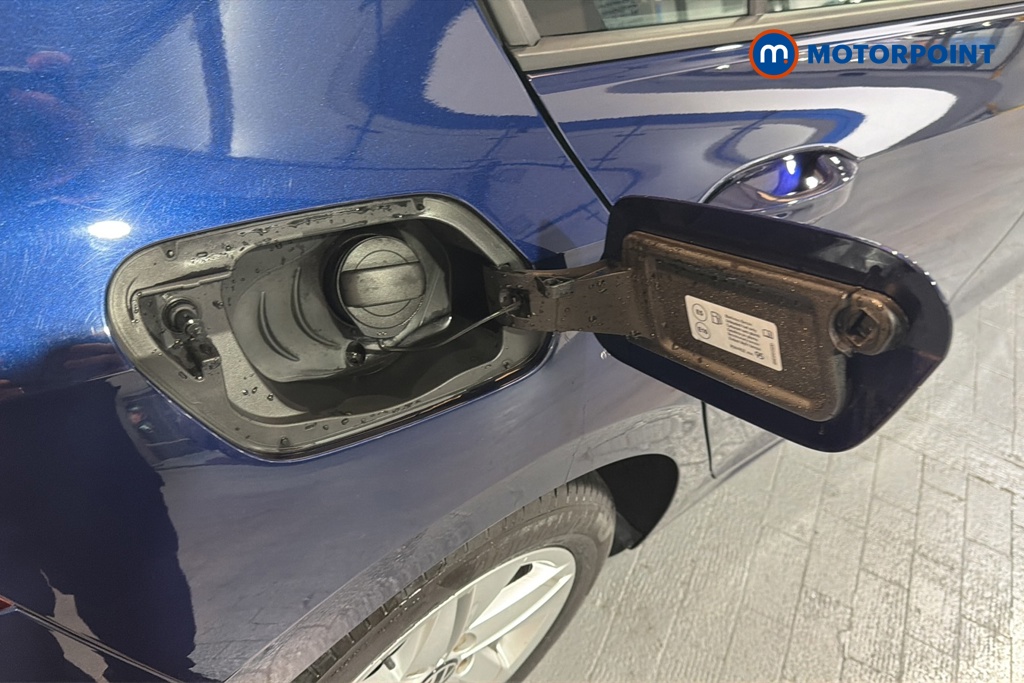 Volkswagen Golf Life Manual Petrol Hatchback - Stock Number (1679135) - 41st supplementary image
