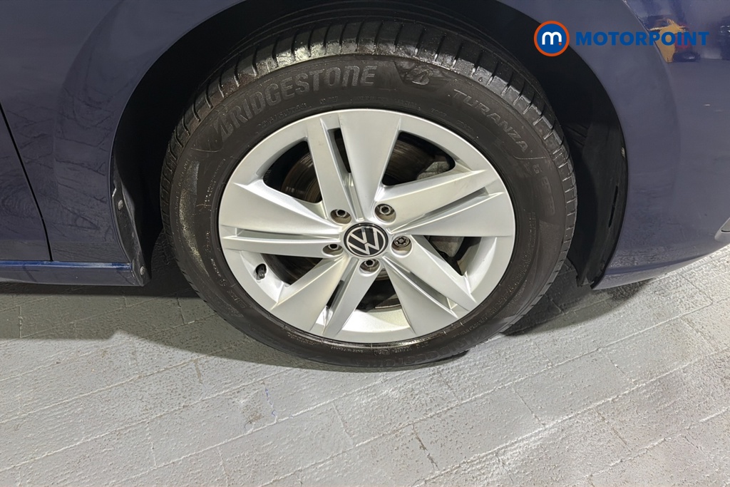 Volkswagen Golf Life Manual Petrol Hatchback - Stock Number (1679135) - 47th supplementary image