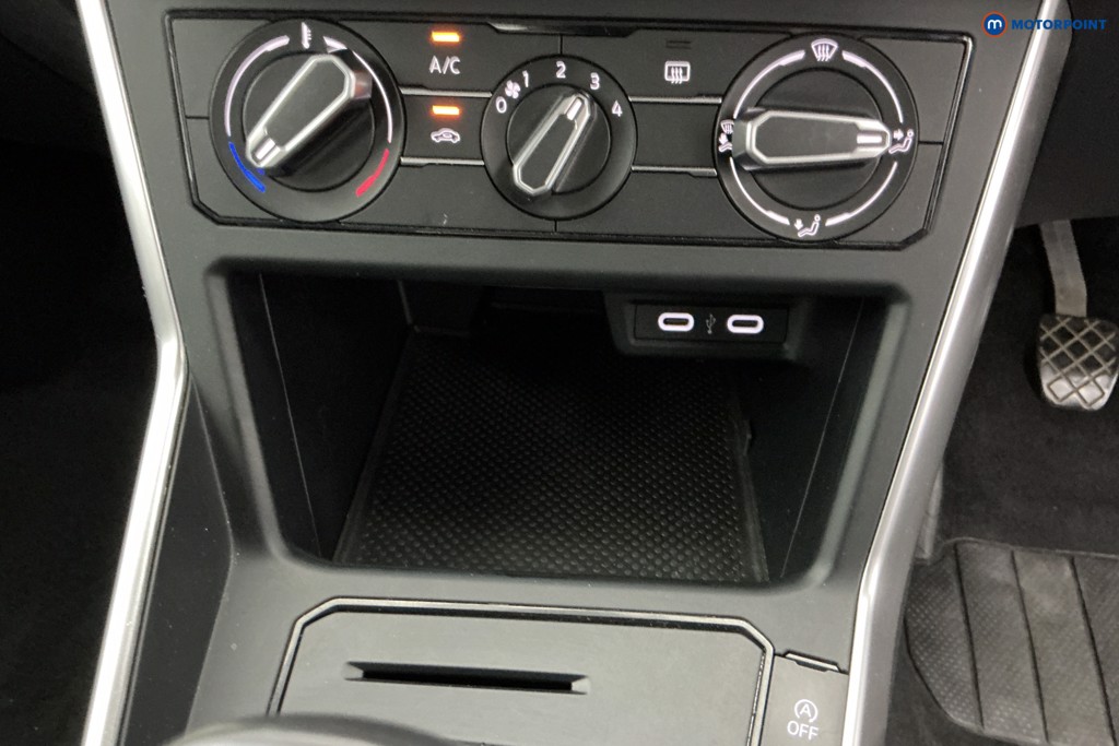 Volkswagen Polo Life Manual Petrol Hatchback - Stock Number (1679138) - 17th supplementary image