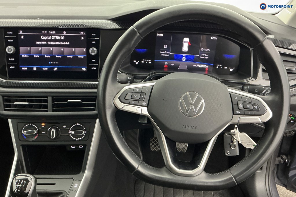 Volkswagen Polo Life Manual Petrol Hatchback - Stock Number (1679138) - 1st supplementary image