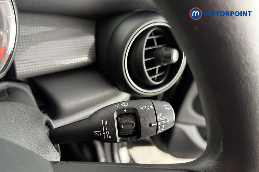 Mini Hatchback Cooper Classic Automatic Petrol Hatchback - Stock Number (1679522) - 6th supplementary image