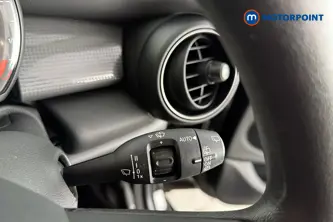 Mini Hatchback Cooper Classic Automatic Petrol Hatchback - Stock Number (1679522) - 6th supplementary image