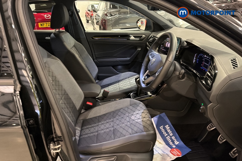 Volkswagen T-Roc Black Edition Plus Manual Petrol SUV - Stock Number (1679705) - 22nd supplementary image