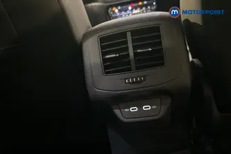 Volkswagen T-Roc Black Edition Plus Manual Petrol SUV - Stock Number (1679705) - 28th supplementary image