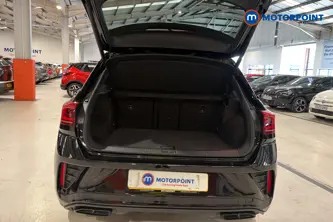 Volkswagen T-Roc Black Edition Plus Manual Petrol SUV - Stock Number (1679705) - 30th supplementary image