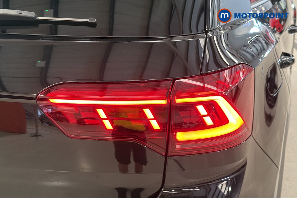 Volkswagen T-Roc Black Edition Plus Manual Petrol SUV - Stock Number (1679705) - 36th supplementary image