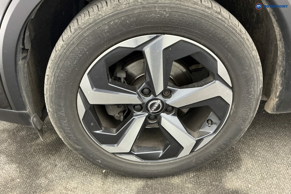 Nissan Qashqai N-Connecta Manual Petrol SUV - Stock Number (1679773) - 35th supplementary image