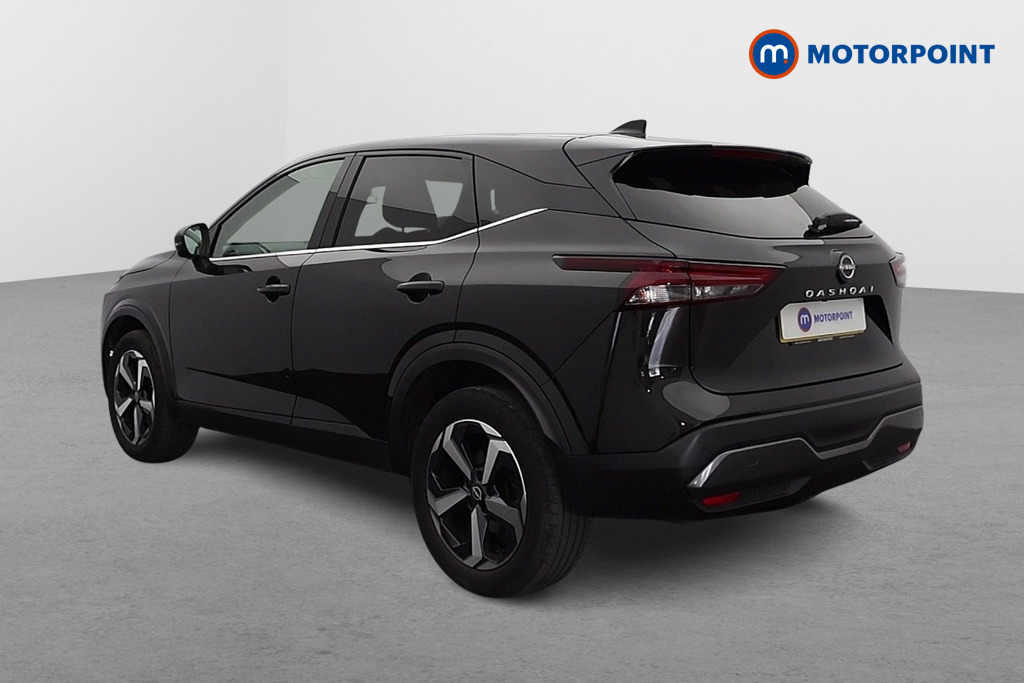 Nissan Qashqai N-Connecta Manual Petrol SUV - Stock Number (1679773) - Passenger side rear corner