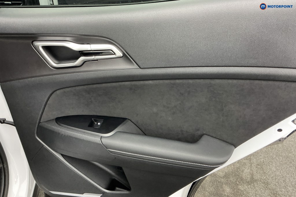KIA Sportage Gt-Line Automatic Petrol SUV - Stock Number (1680123) - 26th supplementary image