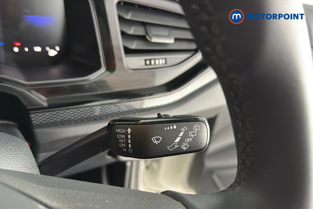 Volkswagen Polo Life Manual Petrol Hatchback - Stock Number (1680199) - 6th supplementary image