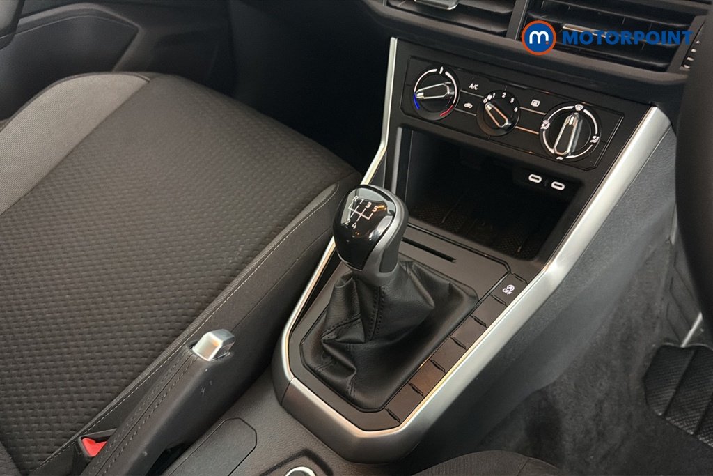 Volkswagen Polo Life Manual Petrol Hatchback - Stock Number (1680199) - 15th supplementary image