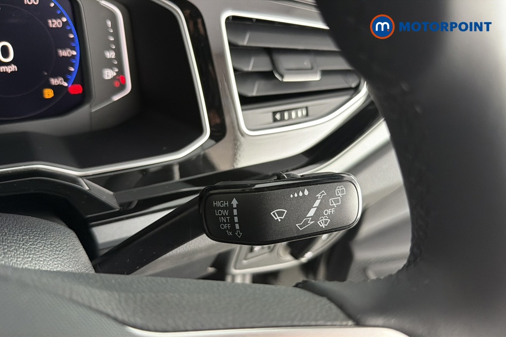 Volkswagen Polo R-Line Manual Petrol Hatchback - Stock Number (1680204) - 6th supplementary image