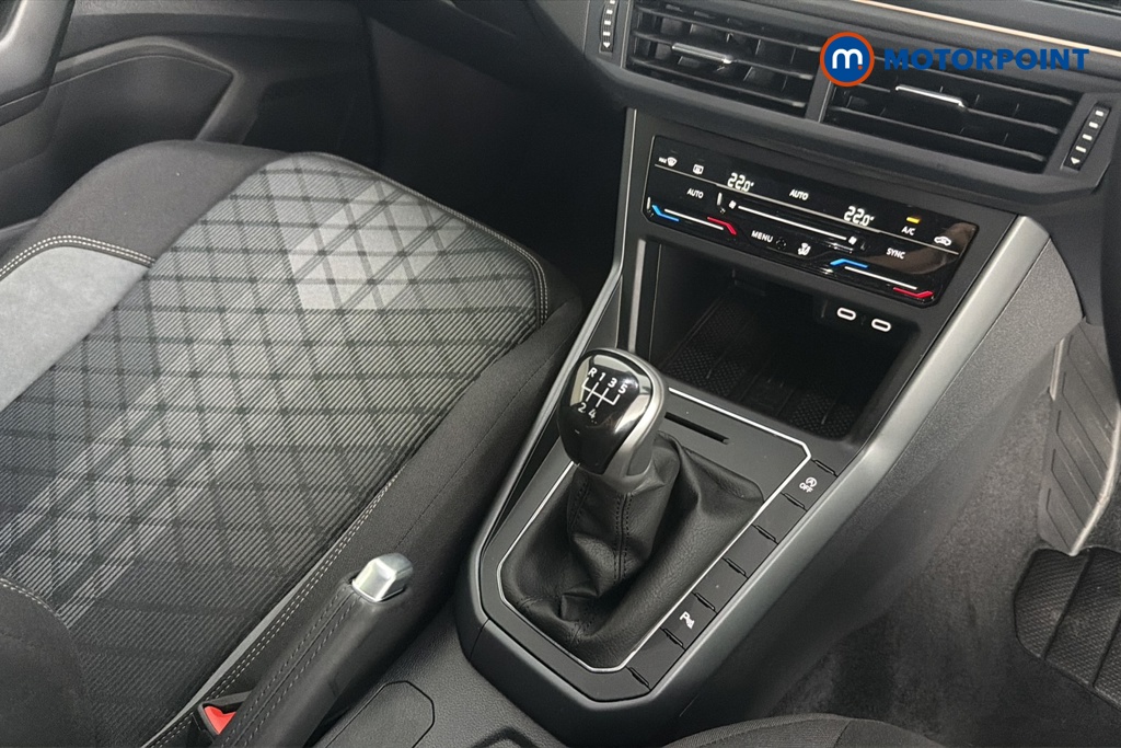 Volkswagen Polo R-Line Manual Petrol Hatchback - Stock Number (1680204) - 15th supplementary image