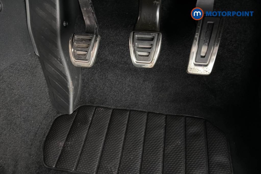 Volkswagen Polo R-Line Manual Petrol Hatchback - Stock Number (1680204) - 24th supplementary image