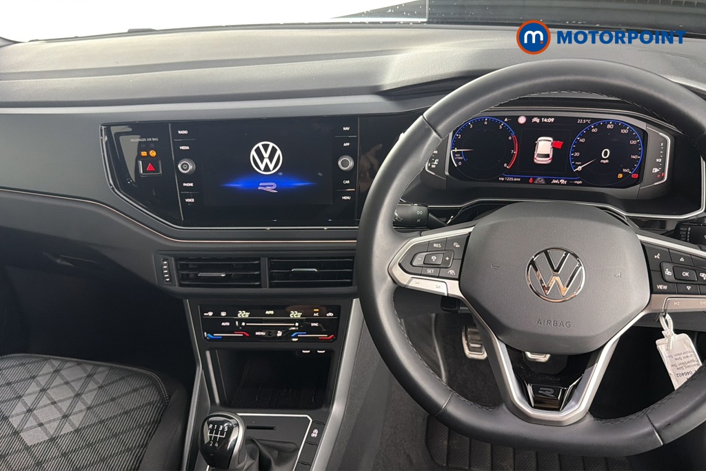 Volkswagen Polo R-Line Manual Petrol Hatchback - Stock Number (1680204) - 1st supplementary image