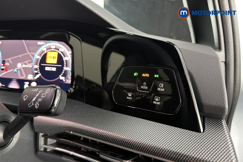 Volkswagen Golf R-Line Manual Petrol Hatchback - Stock Number (1680207) - 11th supplementary image