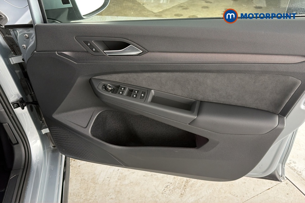 Volkswagen Golf R-Line Manual Petrol Hatchback - Stock Number (1680207) - 18th supplementary image