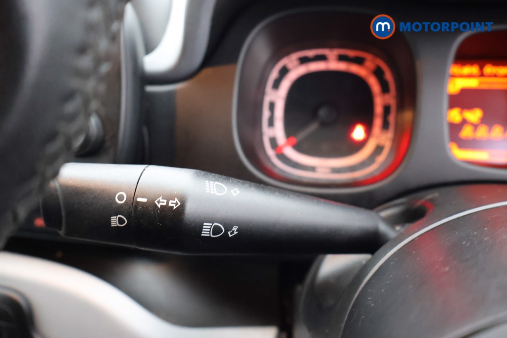 Fiat Panda City Cross Manual Petrol Hatchback - Stock Number (1680264) - 5th supplementary image