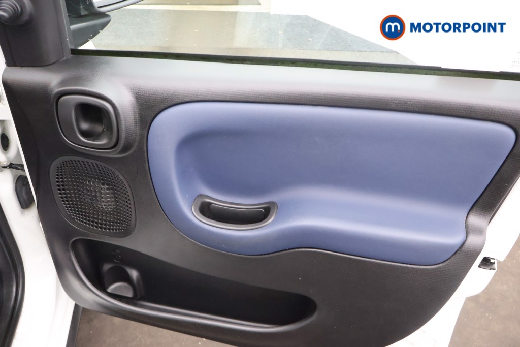 Fiat Panda City Cross Manual Petrol Hatchback - Stock Number (1680264) - 10th supplementary image