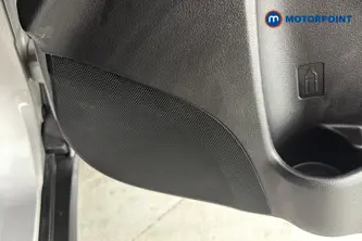 Suzuki S-Cross Motion Manual Petrol SUV - Stock Number (1680402) - 21st supplementary image