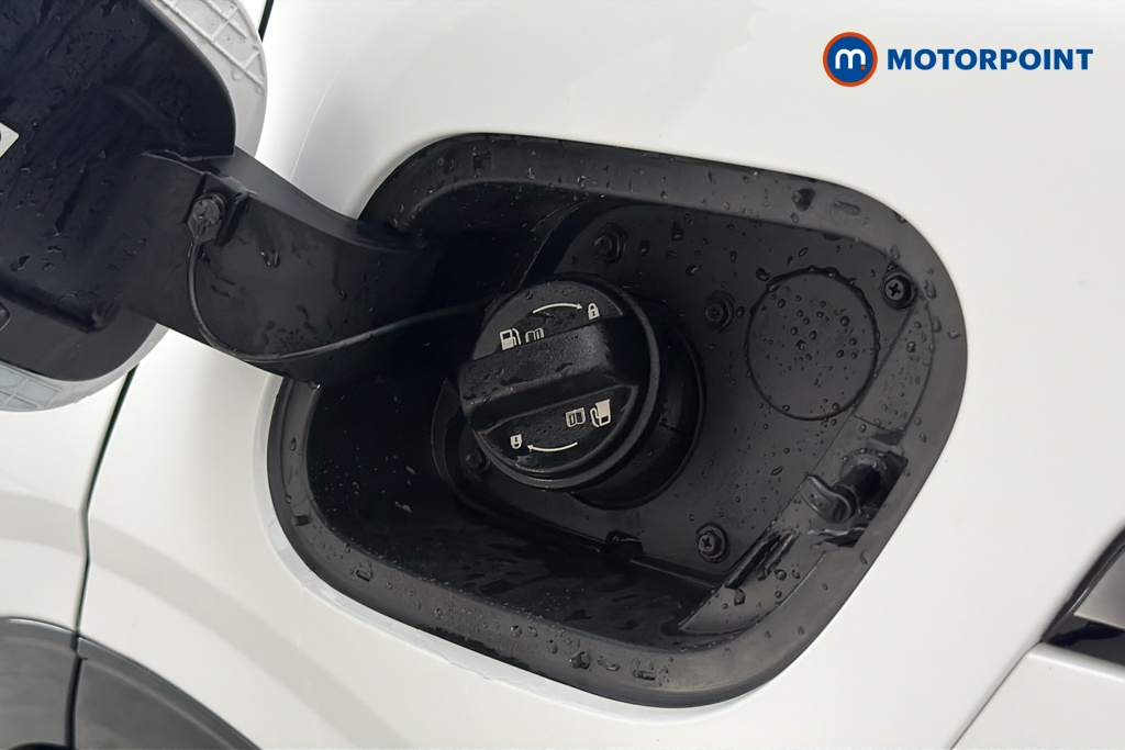 KIA Sportage Gt-Line Automatic Petrol-Electric Hybrid SUV - Stock Number (1680459) - 41st supplementary image