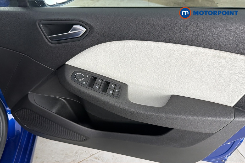 Renault Clio Techno Automatic Petrol-Electric Hybrid Hatchback - Stock Number (1680832) - 18th supplementary image