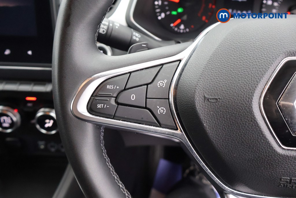 Renault Captur Iconic Automatic Petrol SUV - Stock Number (1680864) - 2nd supplementary image