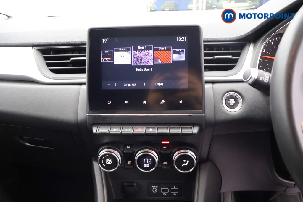 Renault Captur Iconic Automatic Petrol SUV - Stock Number (1680864) - 9th supplementary image