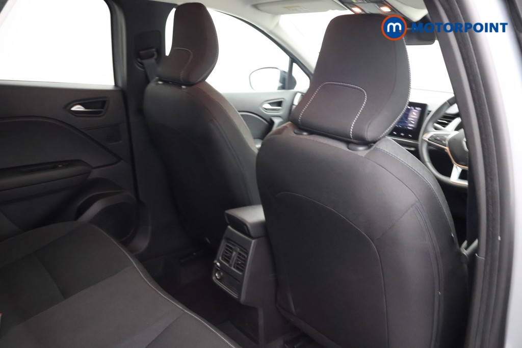 Renault Captur Iconic Automatic Petrol SUV - Stock Number (1680864) - 19th supplementary image