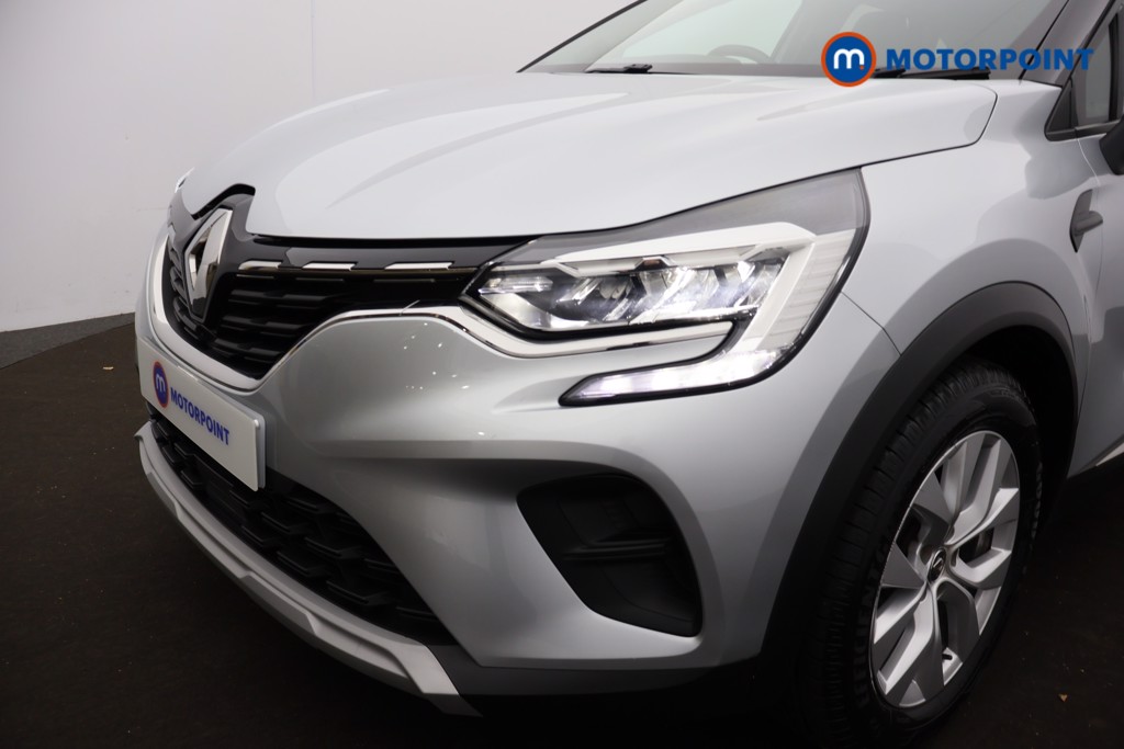 Renault Captur Iconic Automatic Petrol SUV - Stock Number (1680864) - 30th supplementary image