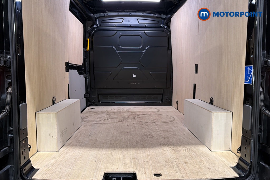 Ford Transit Limited Automatic Diesel Medium Roof Van - Stock Number (1680981) - 30th supplementary image