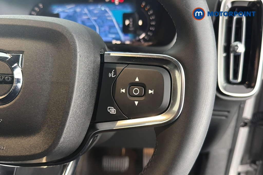 Volvo Xc40 Plus Automatic Petrol SUV - Stock Number (1681279) - 3rd supplementary image