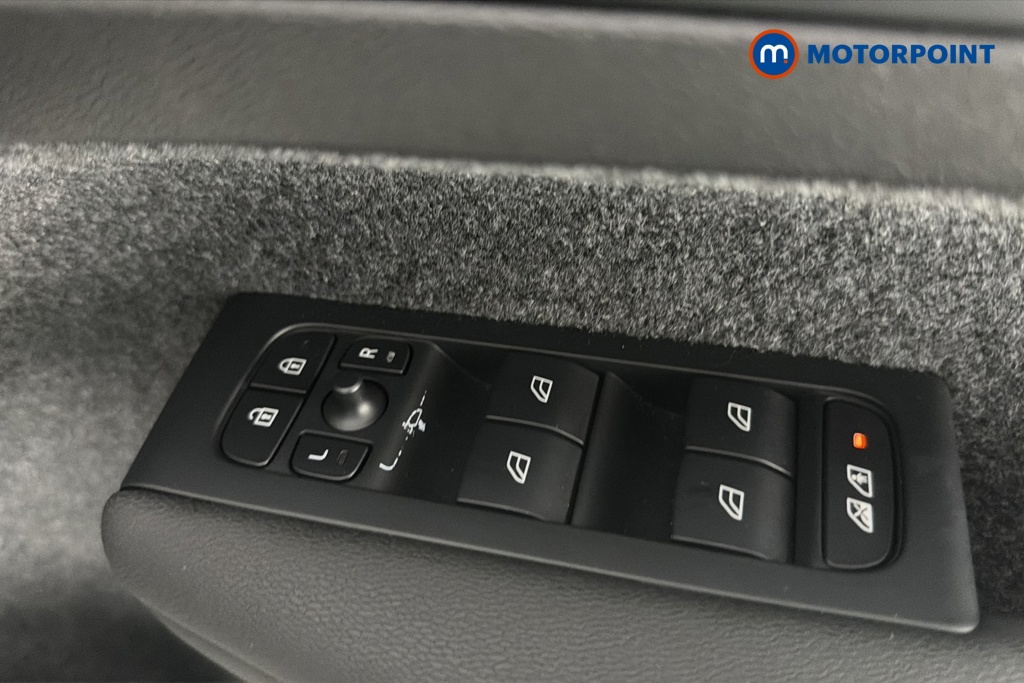 Volvo Xc40 Plus Automatic Petrol SUV - Stock Number (1681279) - 19th supplementary image