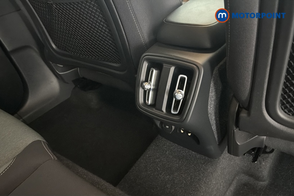Volvo Xc40 Plus Automatic Petrol SUV - Stock Number (1681279) - 28th supplementary image