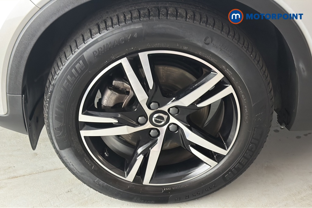 Volvo Xc40 Plus Automatic Petrol SUV - Stock Number (1681279) - 44th supplementary image