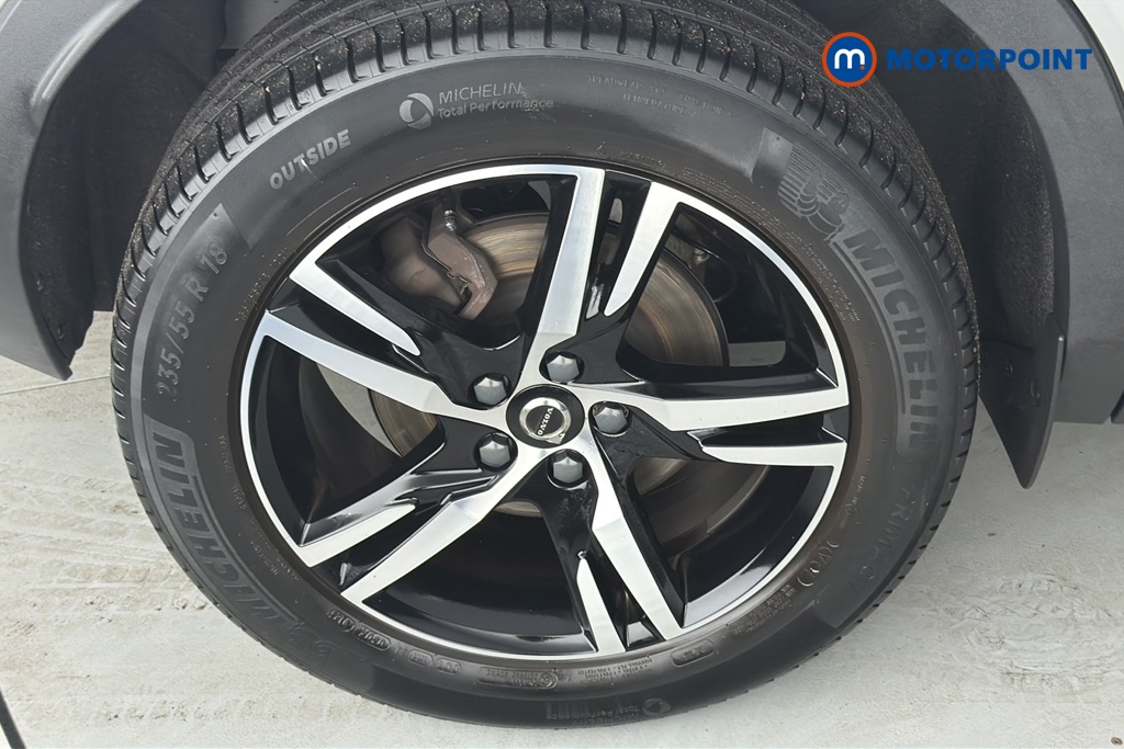 Volvo Xc40 Plus Automatic Petrol SUV - Stock Number (1681279) - 46th supplementary image