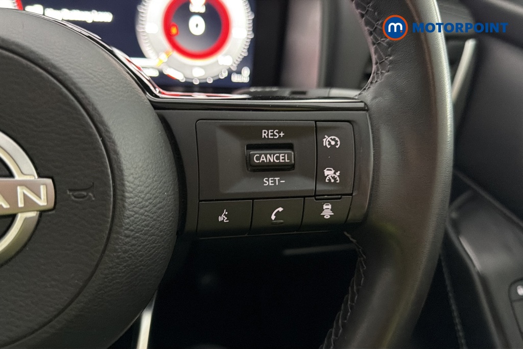 Nissan Qashqai N-Connecta Manual Petrol SUV - Stock Number (1681364) - 3rd supplementary image