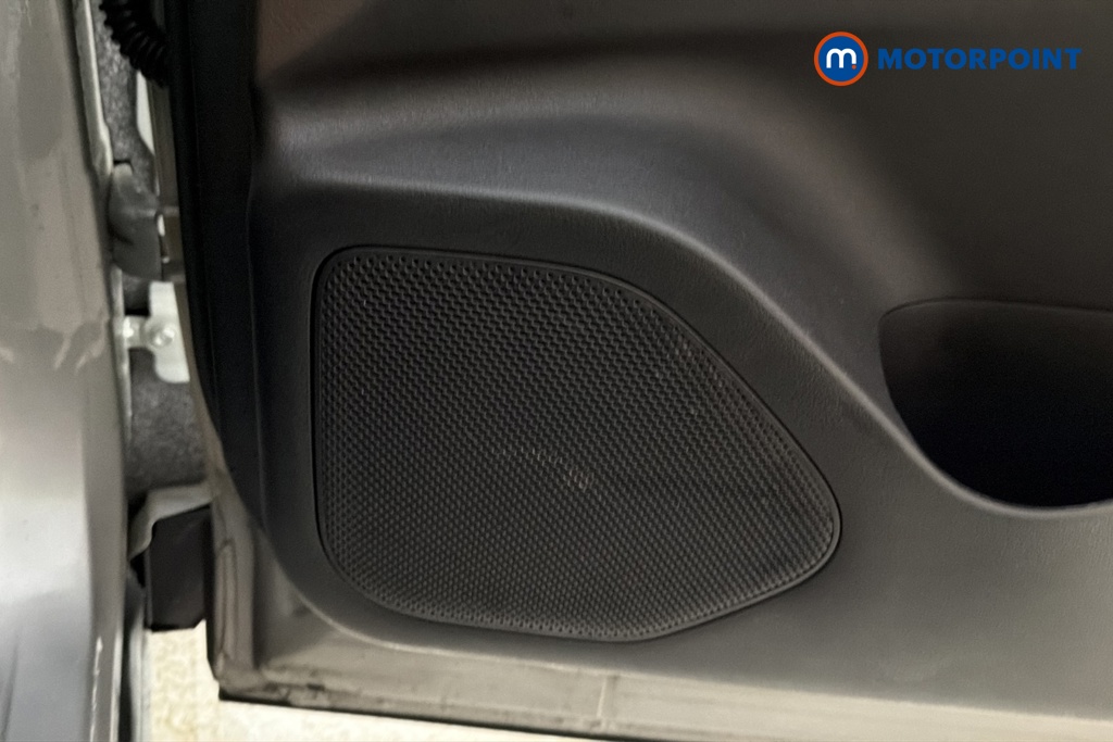 Nissan Qashqai N-Connecta Manual Petrol SUV - Stock Number (1681364) - 21st supplementary image