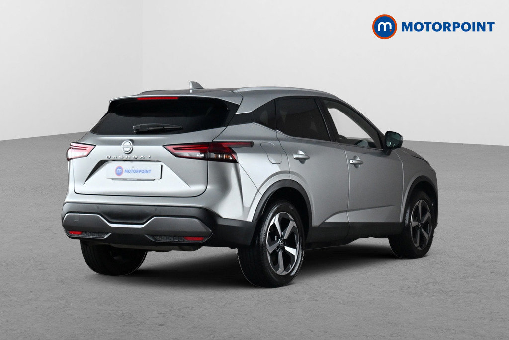 Nissan Qashqai N-Connecta Manual Petrol SUV - Stock Number (1681364) - Passenger side rear corner