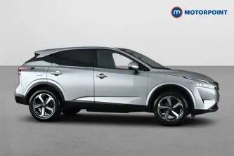 Nissan Qashqai N-Connecta Manual Petrol SUV - Stock Number (1681364) - Passenger side