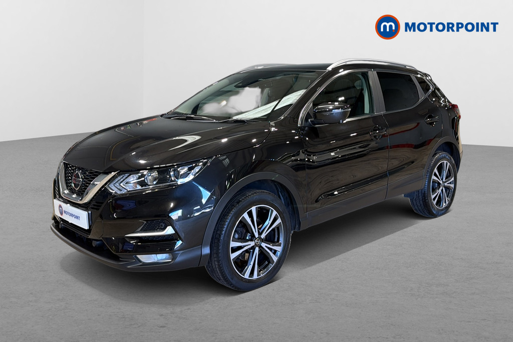 Nissan Qashqai N-Connecta Manual Petrol SUV - Stock Number (1681498) - Passenger side front corner